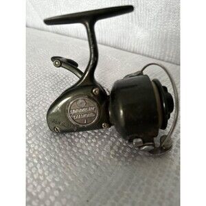 VINTAGE SPINMASTER DIAMOND I SPINNING REEL VERY RARE MODEL MADE IN JAPAN  (O)